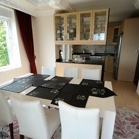 Lux Mustakil 2 Vila Alanya