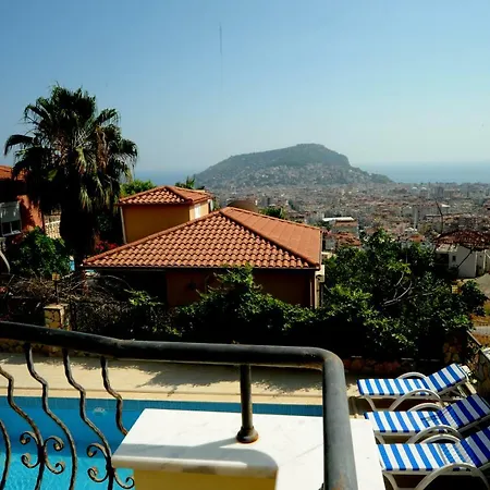 Lux Mustakil 2 Villa