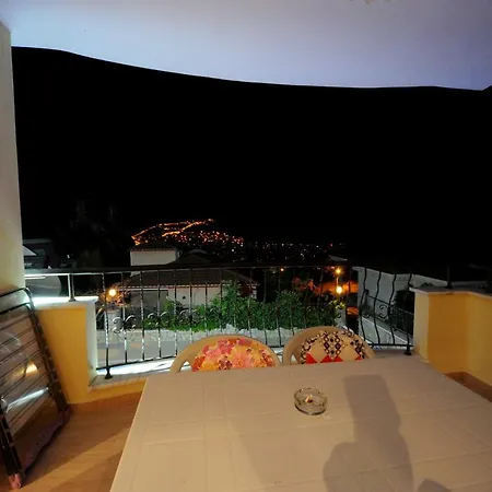 Lux Mustakil 2 Villa