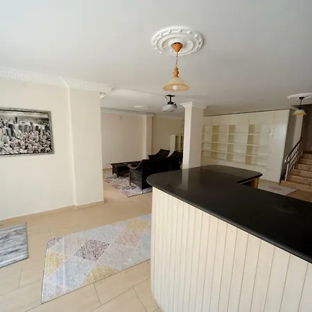 Lux Mustakil 2